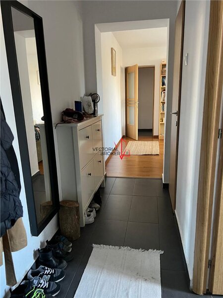 Titan Potcoava- Parc Apartament 3 camere, et.2, renovat complet,